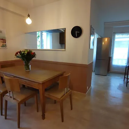 Grand Avec Jardin Apartament
